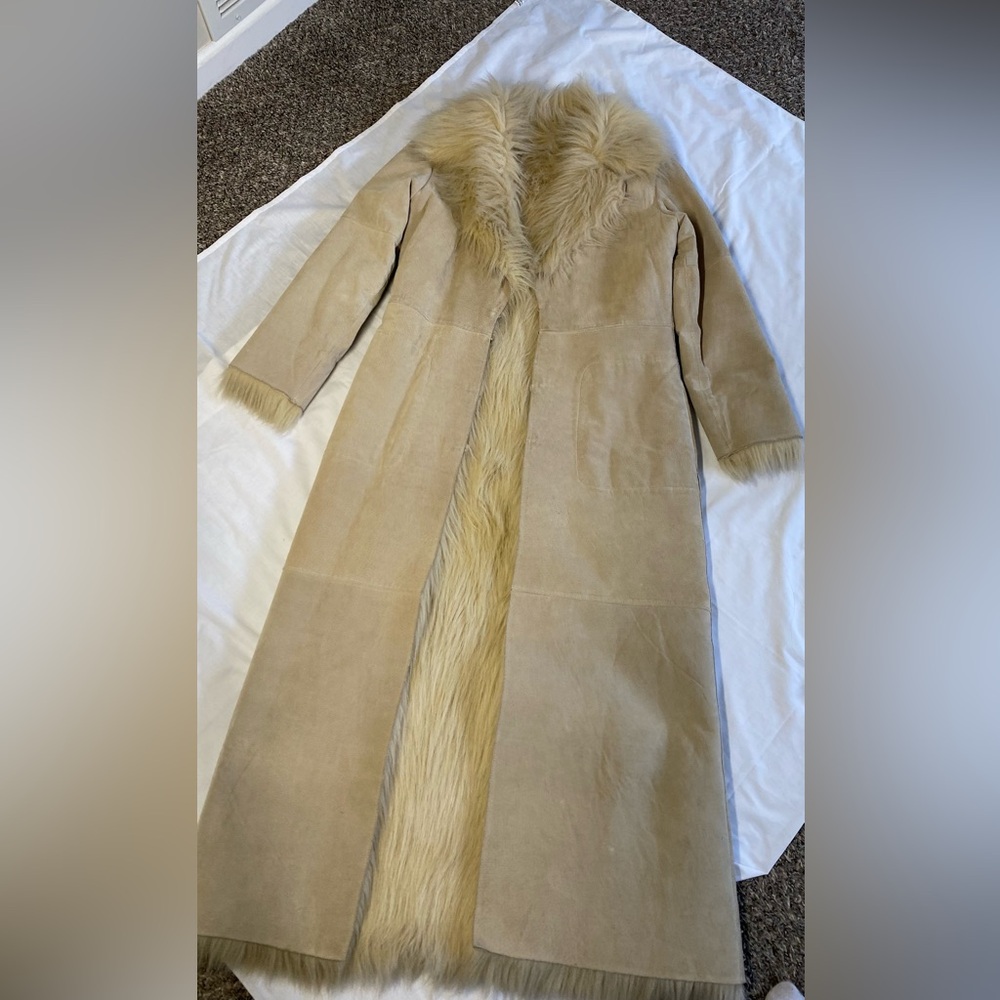 Classic Women's Long Faux-Shearling Coat - Beige size S/M. No tags.